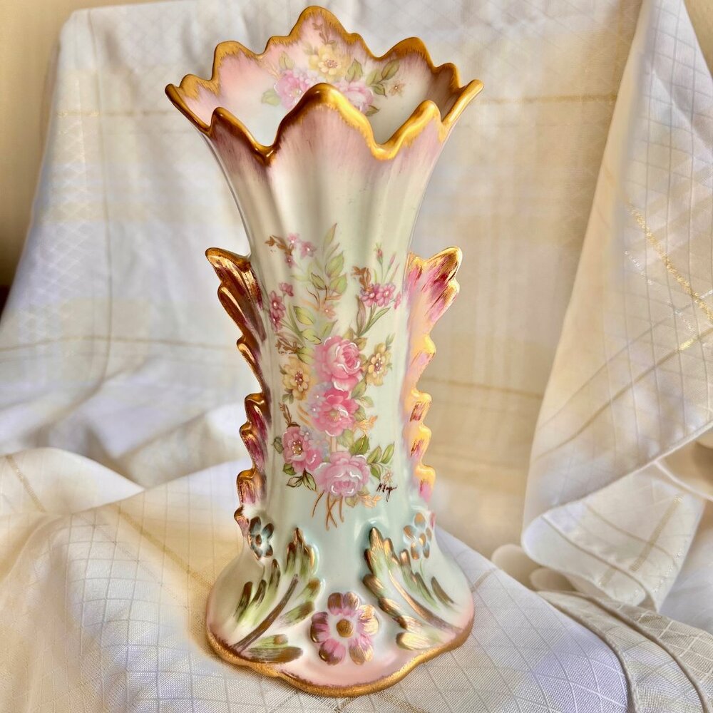 2 of 2 Vintage Zupun Porcelain Winged Vase Home Decor 2of 2, Made in the USA